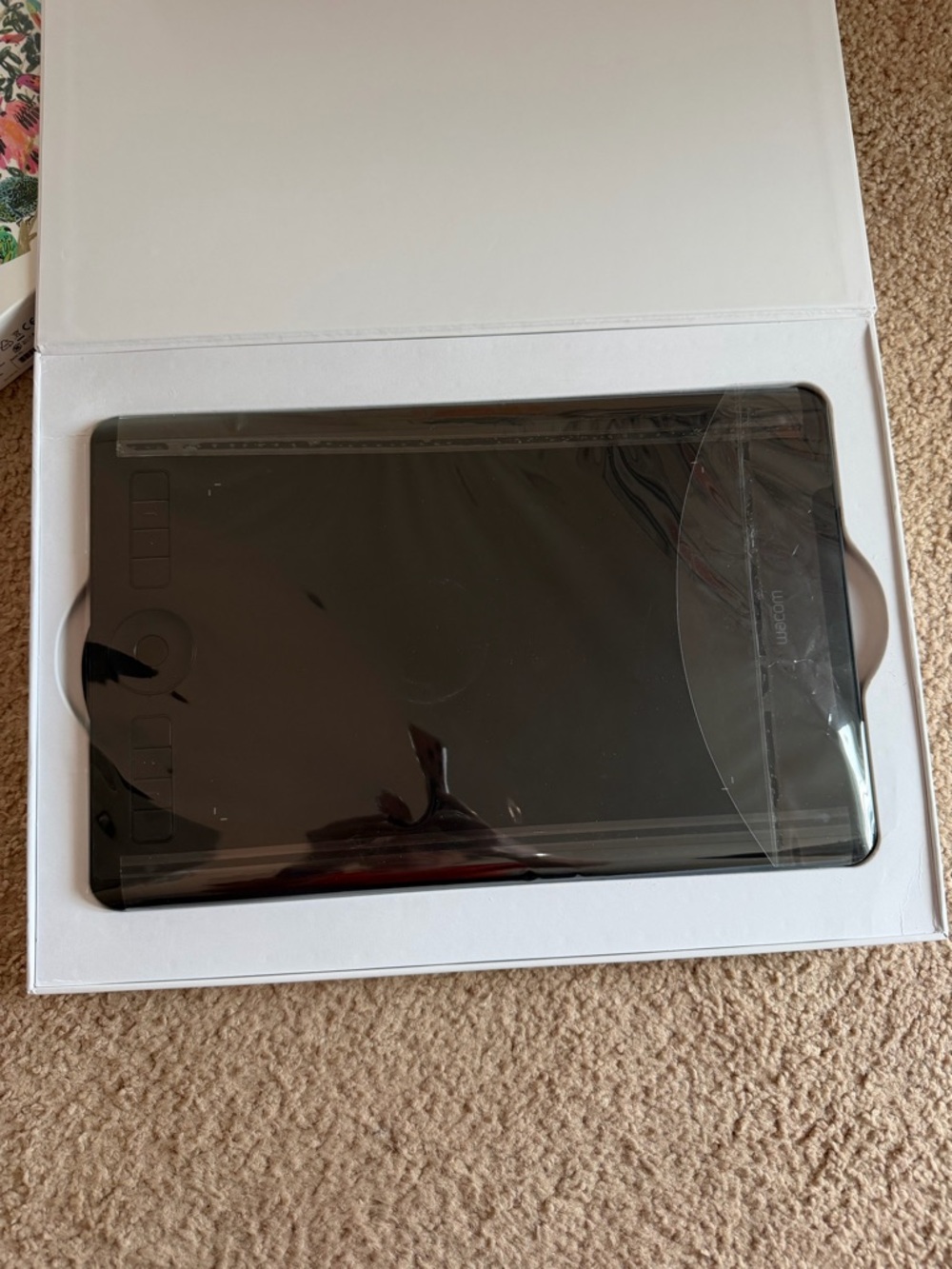 Wacom Intuos Pro Medium PTH660 - NWT - Picture 3 of 9